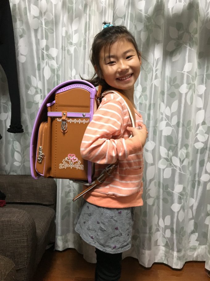 オーダーメイド 女の子 めいちゃん フィットちゃんマガジン 190種類50色から選べる人気のフィットちゃんランドセル 公式サイト