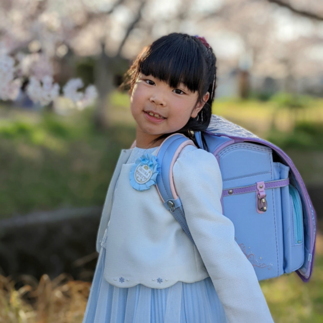 紺 水色系 ブルー アクア サックス ネイビー 女の子向けランドセル を選んだおともだちの声 フィットちゃんマガジン 190種類50色から選べる人気のフィットちゃんランドセル 公式サイト